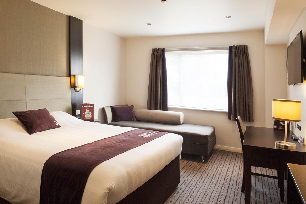 Premier Inn Glasgow Pacific Quay الغرفة الصورة
