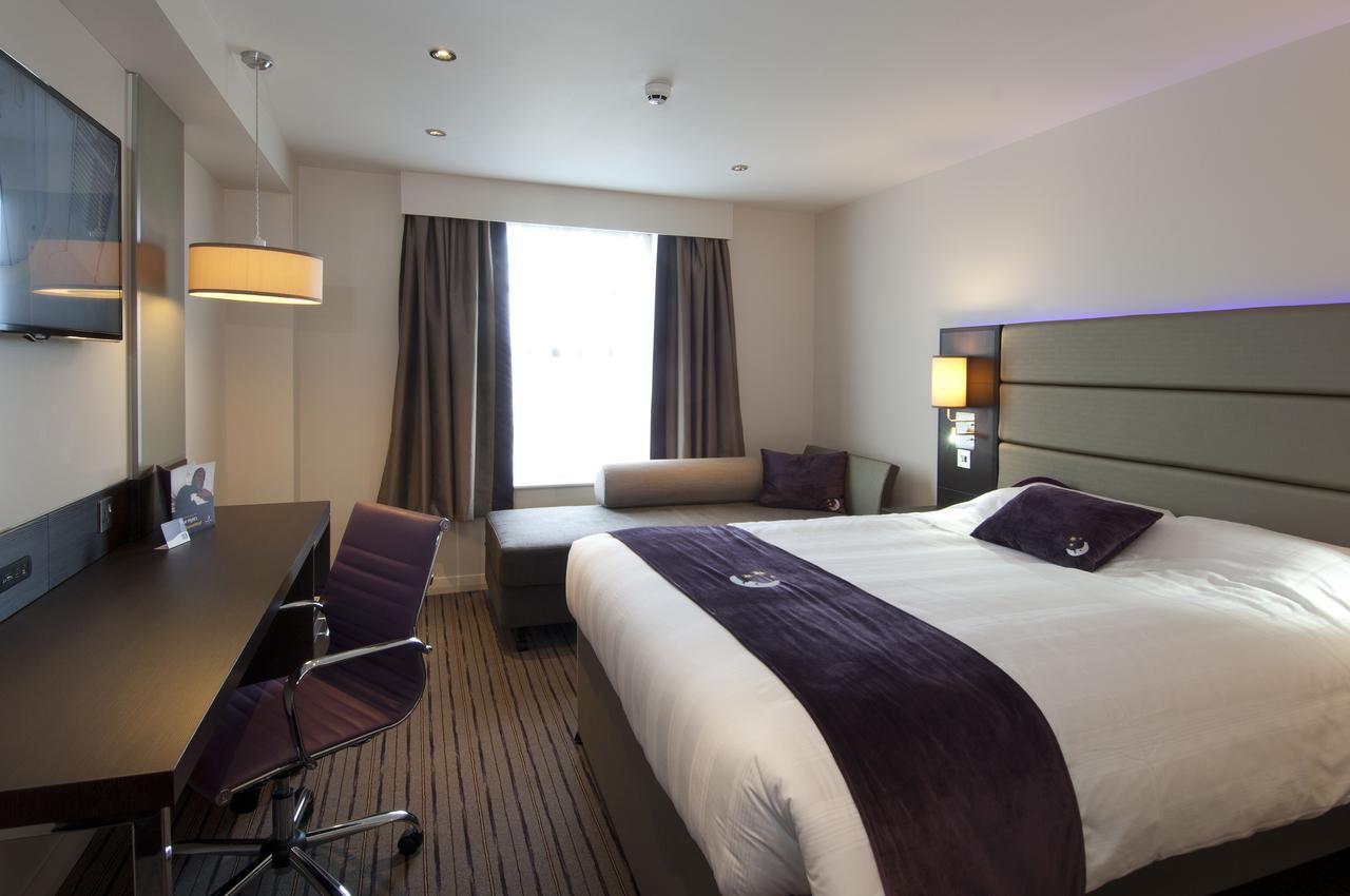 Premier Inn Glasgow Pacific Quay الغرفة الصورة